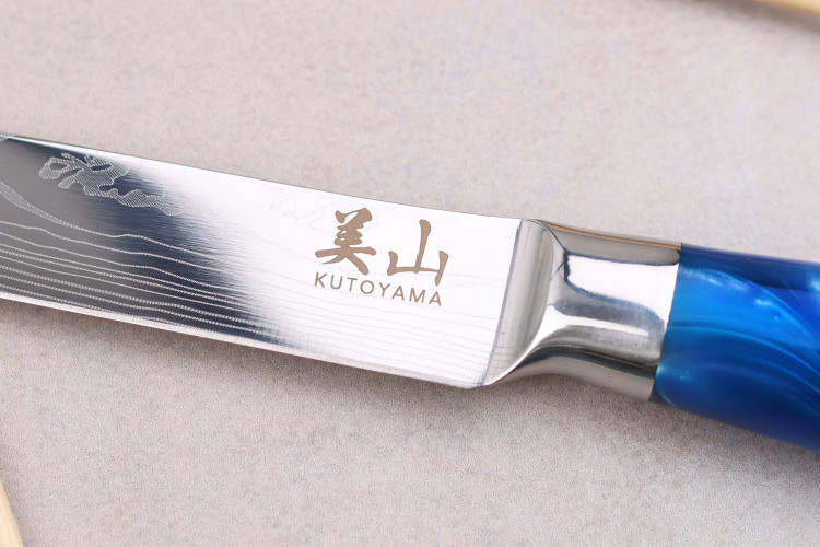 Couteau universel Kutoyama Blue Wave lame 12cm