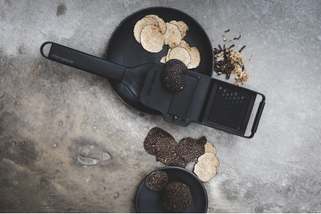 Râpe à truffe et trancheuse Microplane Black Sheep - 2 en 1