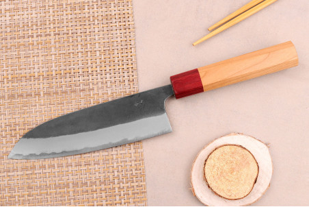Couteau japonais artisanal santoku en acier inox Wusaki Yuzo BS2 16,5cm