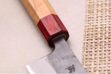 Couteau japonais artisanal santoku en acier inox Wusaki Yuzo BS2 16,5cm